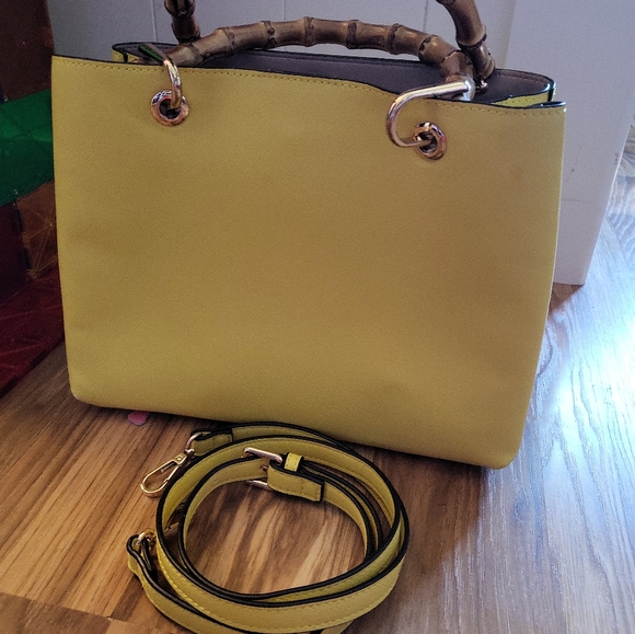 Bamboo handle bag with sling - Picture 10 of 11